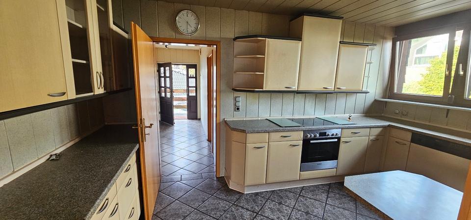 Dachgeschoßwohnung Overath - 4 Zimmer, 105 m&sup2;, 1.050&euro; | Angebot:27587217