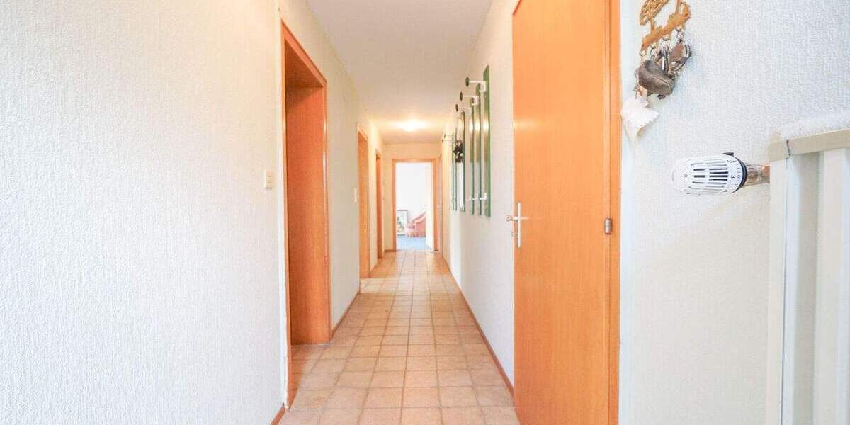 Einfamilienhaus Freudenberg Oberholzklau - 7 Zimmer, 189 m&sup2;, 297.000&euro; | Angebot:25688499