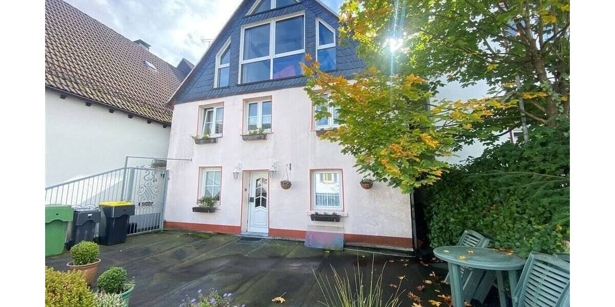 Wohn- und Geschäftshaus in zentraler Lage von Meinerzhagen - Mehrfamilienhaus, Wohnhaus Meinerzhagen | Angebot:25476182