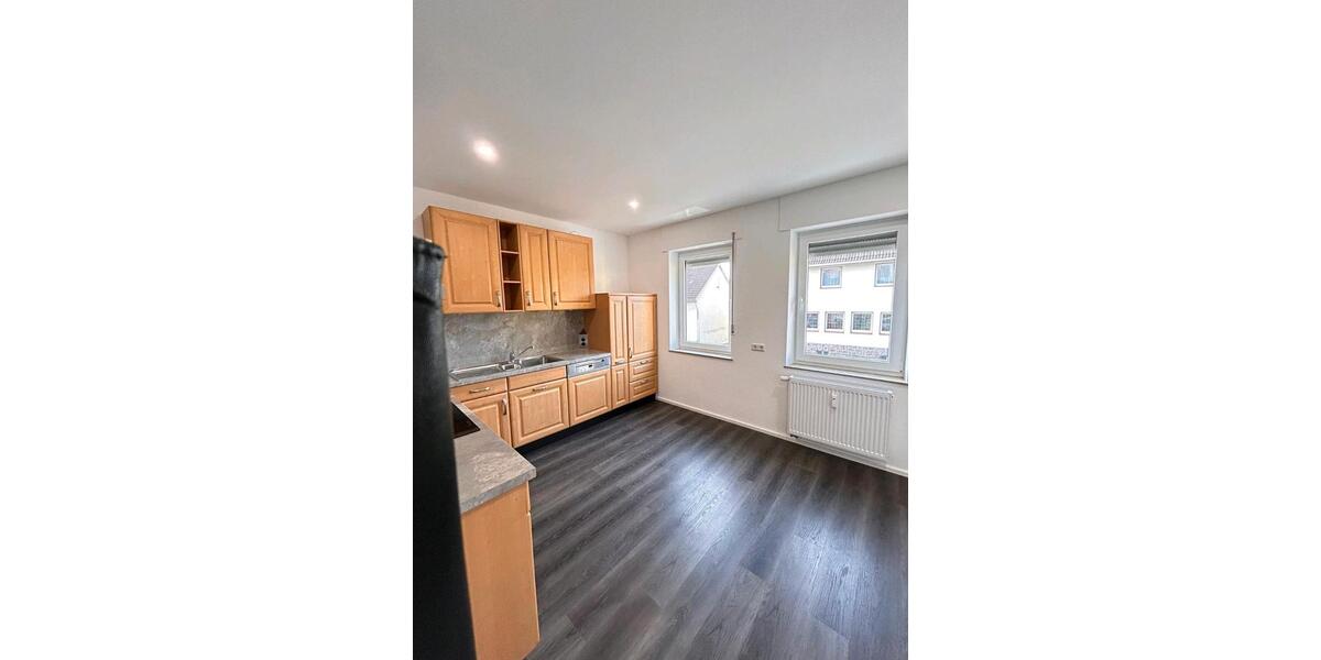 Etagenwohnung Waldbröl - 2 Zimmer, 85 m&sup2;, 750&euro; | Angebot:25569625