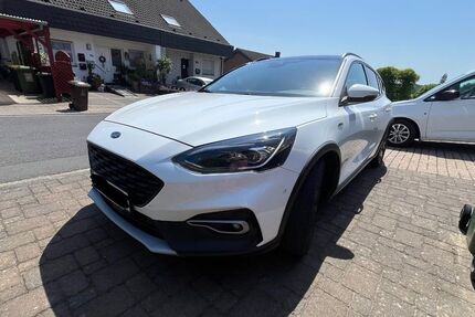 Ford Focus 79.000 km 16.999 &euro; Much 53804