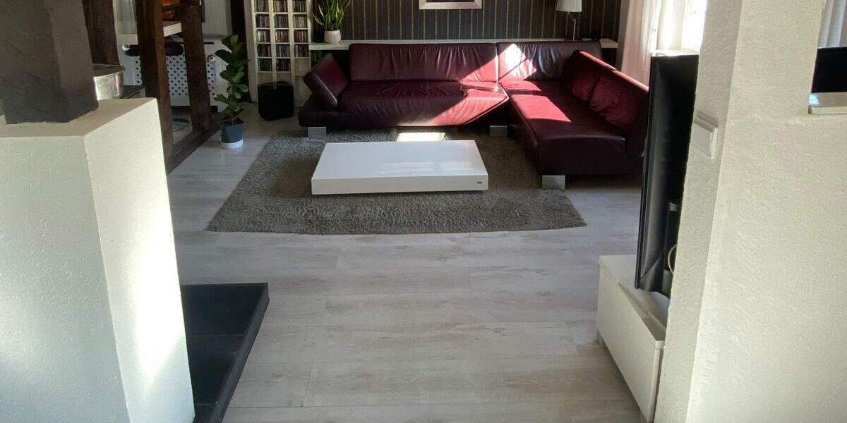 Einfamilienhaus Gummersbach Rospe - 1 Zimmer, 202 m&sup2;, 350.000&euro; | Angebot:25666264