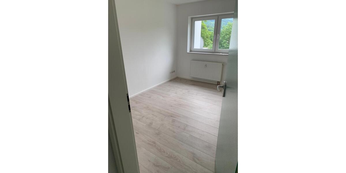 Etagenwohnung Plettenberg - 4 Zimmer, 91 m&sup2;, 212.000&euro; | Angebot:27185758