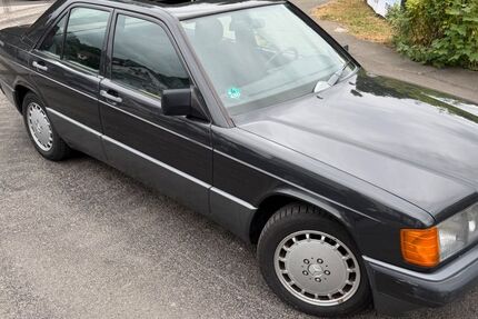 Mercedes-Benz 190 114.000 km 8.999 &euro; Engelskirchen 51766