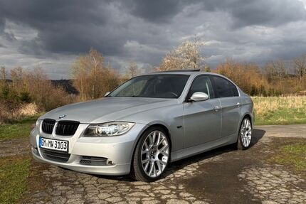 BMW 330 251.000 km 7.500 &euro; Wiehl 51674