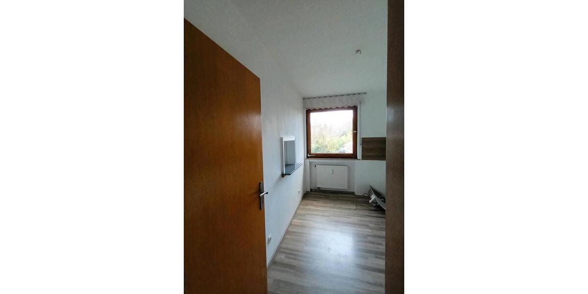 Erdgeschoßwohnung Breckerfeld - 3 Zimmer, 83 m&sup2;, 650&euro; | Angebot:27548821