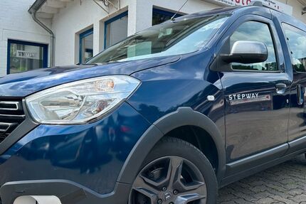 Dacia Dokker 97.000 km 9.949 &euro; Gummersbach (Zwischen Toom Markt und ATU) 51645