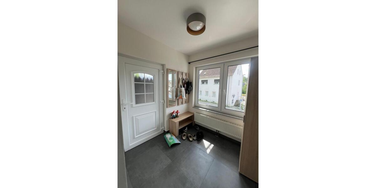 Erdgeschoßwohnung Eitorf - 2 Zimmer, 80 m&sup2;, 1.000&euro; | Angebot:27583403