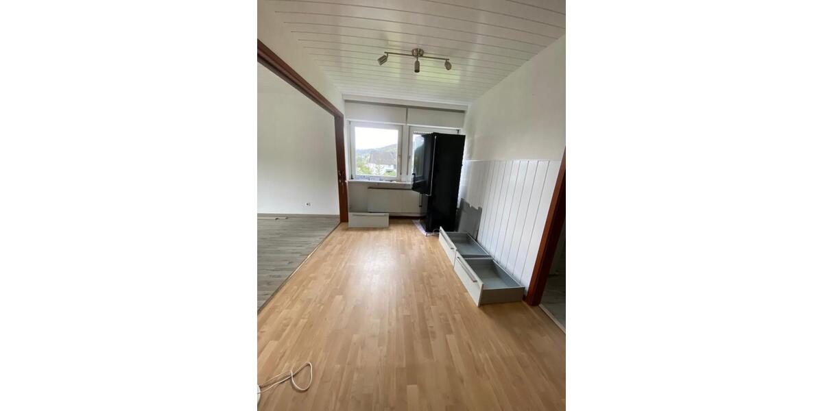 Einfamilienhaus Gummersbach Berstig Süd - 5 Zimmer, 150 m&sup2;, 1.000&euro; | Angebot:25371516