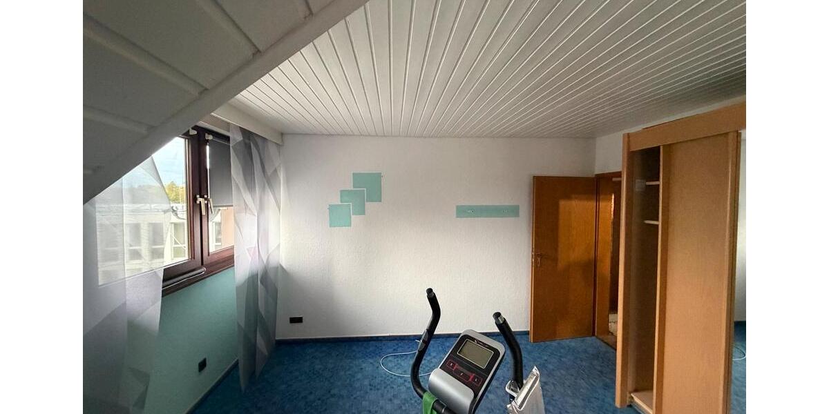 Etagenwohnung Waldbröl - 5 Zimmer, 112 m&sup2;, 990&euro; | Angebot:27549528