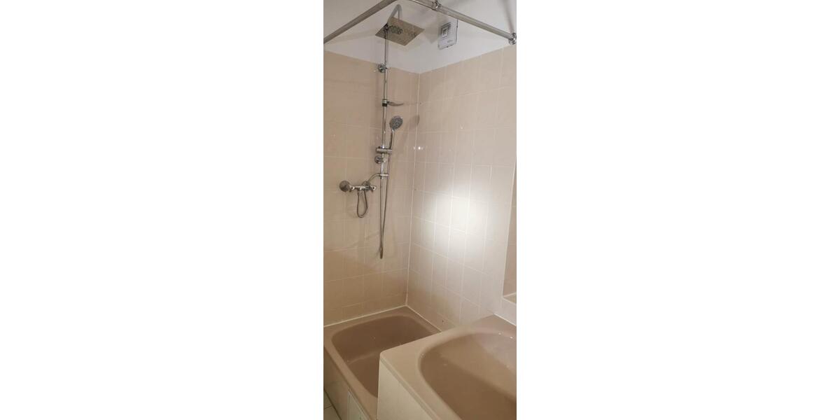 Hochparterre Radevormwald - 3 Zimmer, 86 m&sup2;, 800&euro; | Angebot:26150911
