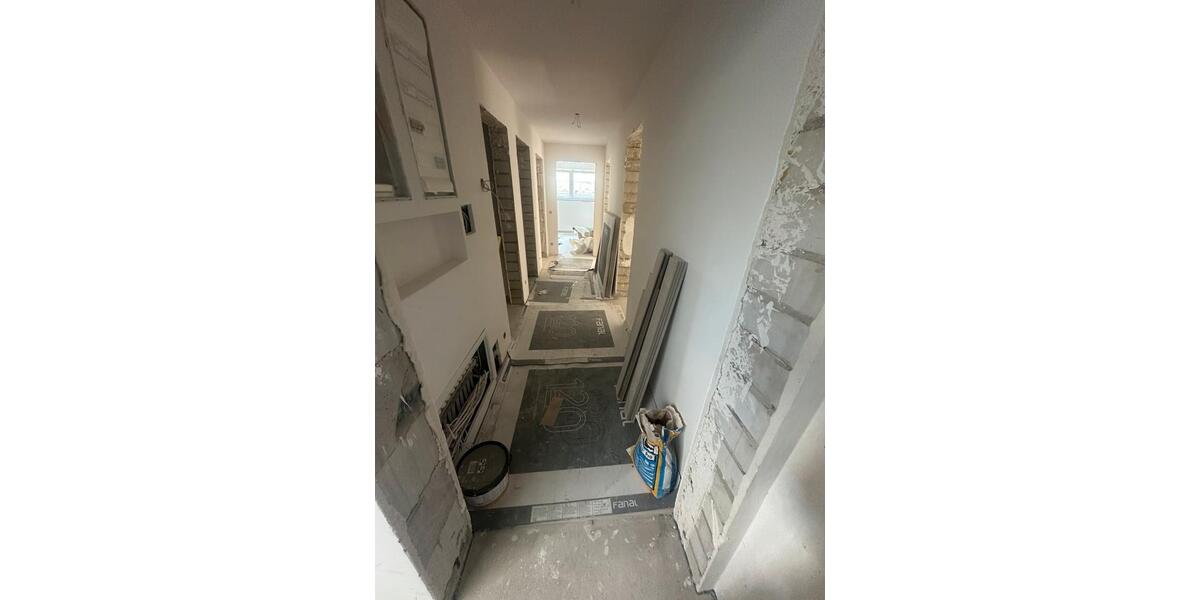 Etagenwohnung Overath - 5 Zimmer, 105 m&sup2;, 1.400&euro; | Angebot:27547869