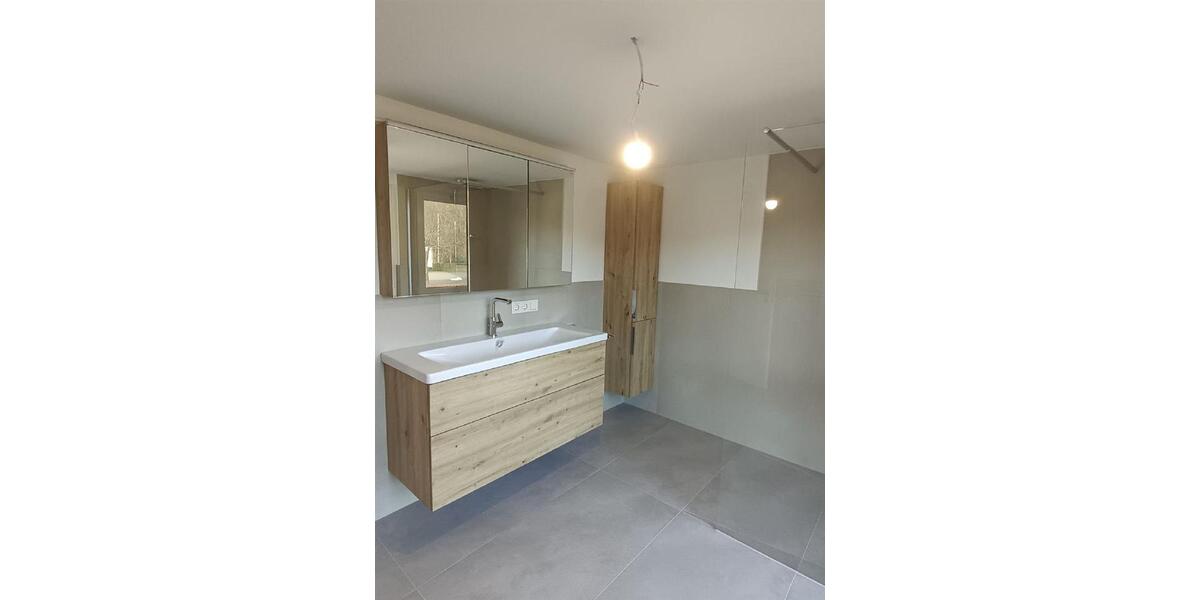 Etagenwohnung Attendorn - 2 Zimmer, 72 m&sup2;, 950&euro; | Angebot:24814112