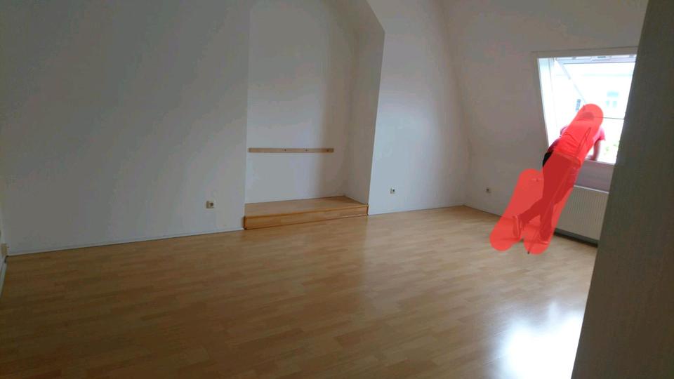 Dachgeschoßwohnung Olpe - 4 Zimmer, 128 m&sup2;, 790&euro; | Angebot:27566977
