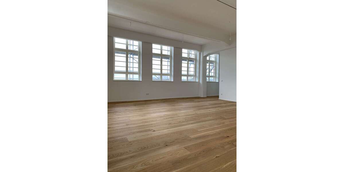 Etagenwohnung Wermelskirchen - 4 Zimmer, 133 m&sup2;, 1.702&euro; | Angebot:26888296