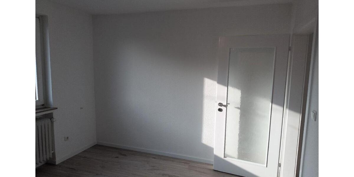 Dachgeschoßwohnung Freudenberg - 3 Zimmer, 64 m&sup2;, 608&euro; | Angebot:26147175