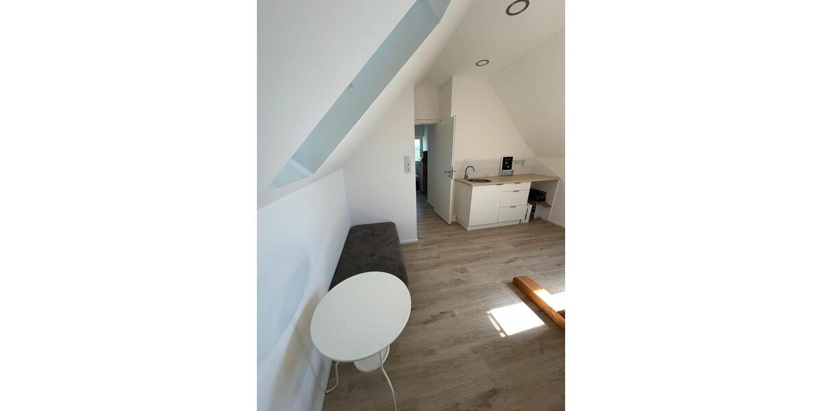 Einfamilienhaus Bergneustadt - 5 Zimmer, 180 m&sup2;, 1.700&euro; | Angebot:25998375