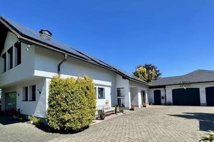 Haus Olpe / Thieringhausen Thieringhausen - 8 Zimmer, 264 m&sup2;, 795.000&euro; | Angebot:27179955