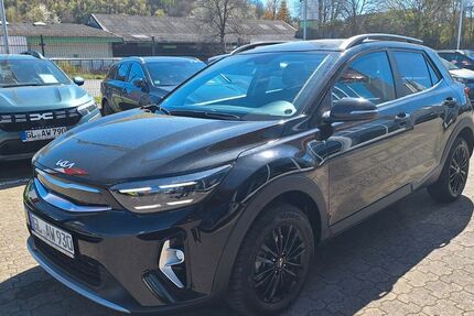 Kia Stonic 3.500 km 24.690 &euro; Overath 51491