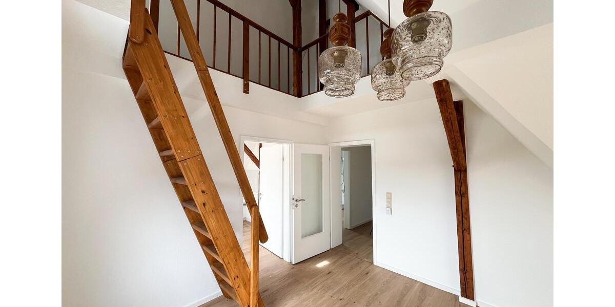 Dachgeschoßwohnung Wissen - 2 Zimmer, 91 m&sup2;, 800&euro; | Angebot:26544360