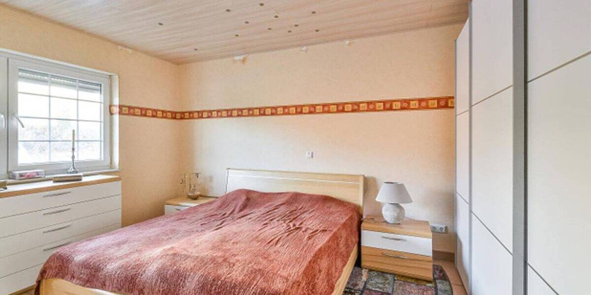 Einfamilienhaus Nordrhein-Westfalen - Waldbröl Rossenbach - 7 Zimmer, 187 m&sup2;, 530.000&euro; | Angebot:26064728