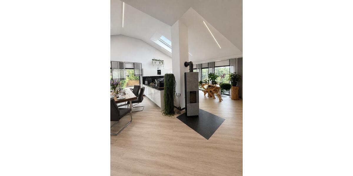 Einfamilienhaus Nümbrecht - 12 Zimmer, 250 m&sup2;, 735.000&euro; | Angebot:27245540