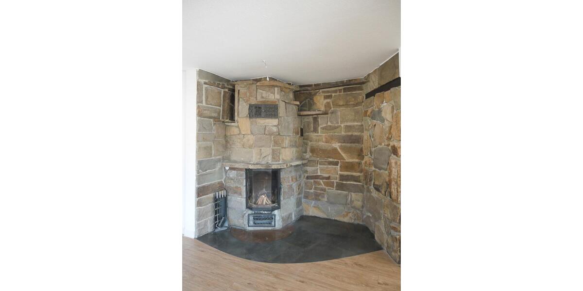 Etagenwohnung Engelskirchen - 5 Zimmer, 200 m&sup2;, 1.850&euro; | Angebot:25871611