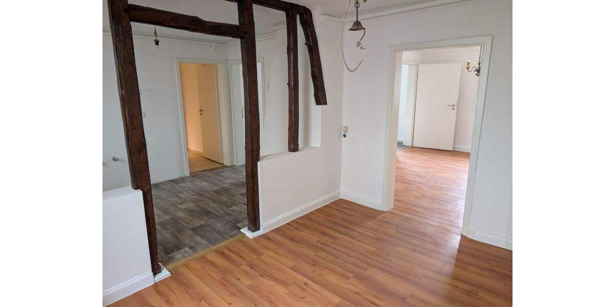 Etagenwohnung Wiehl Bielstein - 2 Zimmer, 85 m&sup2;, 690&euro; | Angebot:25747790