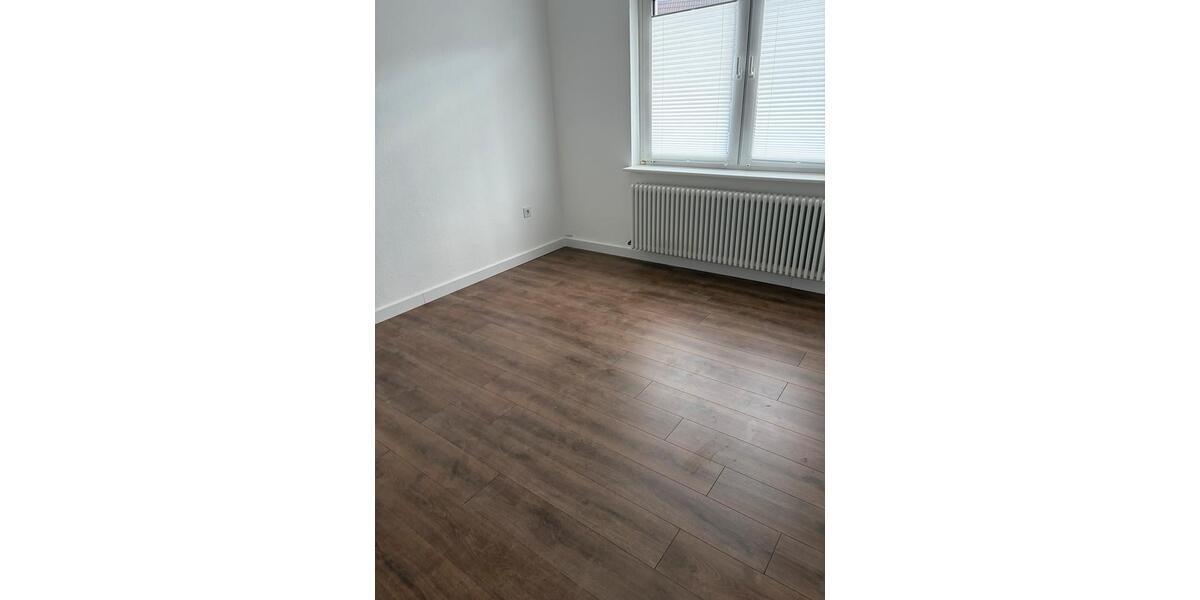 Erdgeschoßwohnung Lüdenscheid Staberg - 3 Zimmer, 100 m&sup2;, 680&euro; | Angebot:27577021