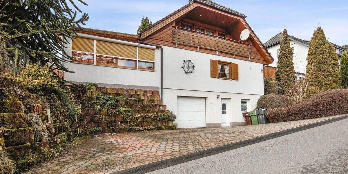 Einfamilienhaus Gummersbach Bredenbruch - 4 Zimmer, 150 m&sup2;, 419.000&euro; | Angebot:25694656