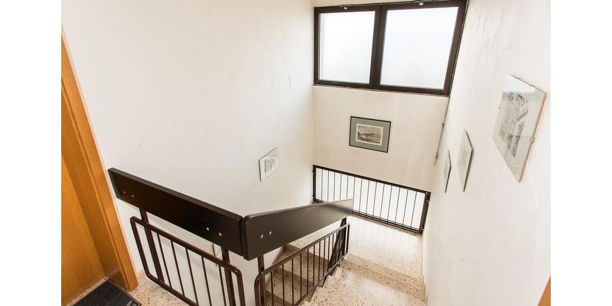 Dachgeschoßwohnung Lüdenscheid - 2 Zimmer, 30 m&sup2;, 221&euro; | Angebot:26479403