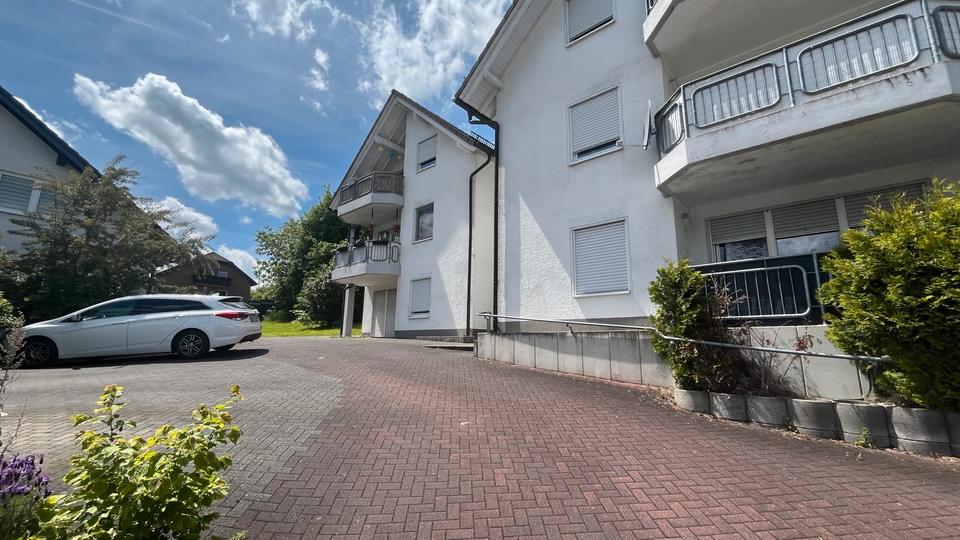 Dachgeschoßwohnung Waldbröl - 3 Zimmer, 75 m&sup2;, 520&euro; | Angebot:26660541