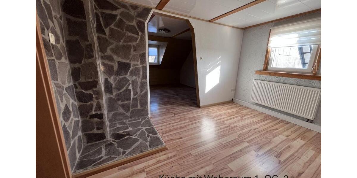Einfamilienhaus Bergneustadt - 4.5 Zimmer, 130 m&sup2;, 245.000&euro; | Angebot:26415030
