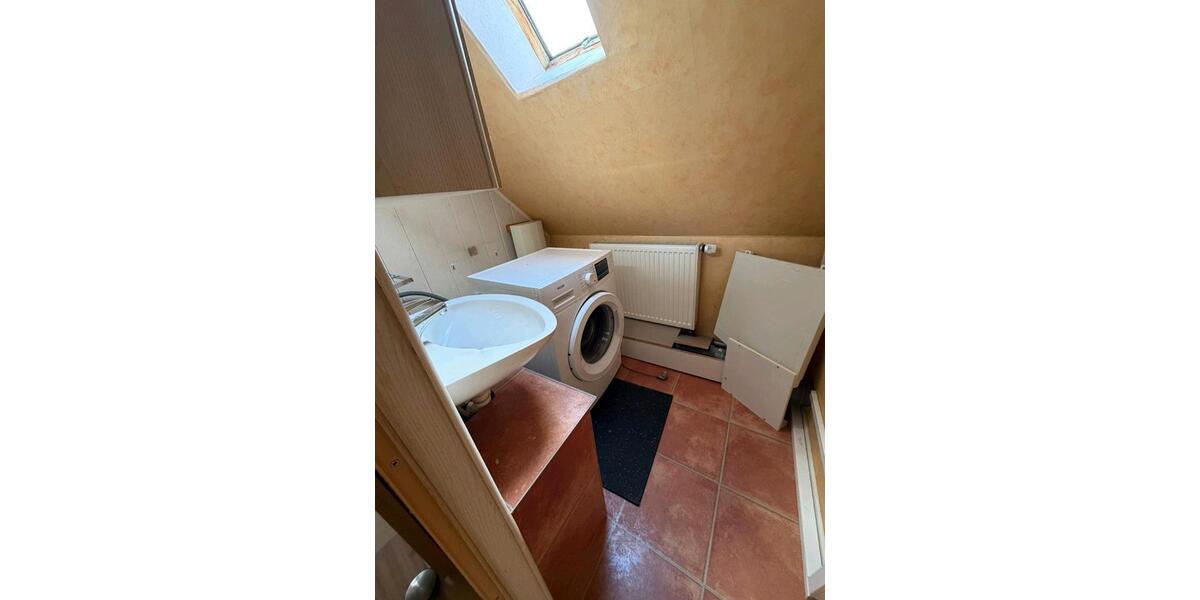 Einfamilienhaus Bergneustadt - 5 Zimmer, 130 m&sup2;, 245.000&euro; | Angebot:25547124