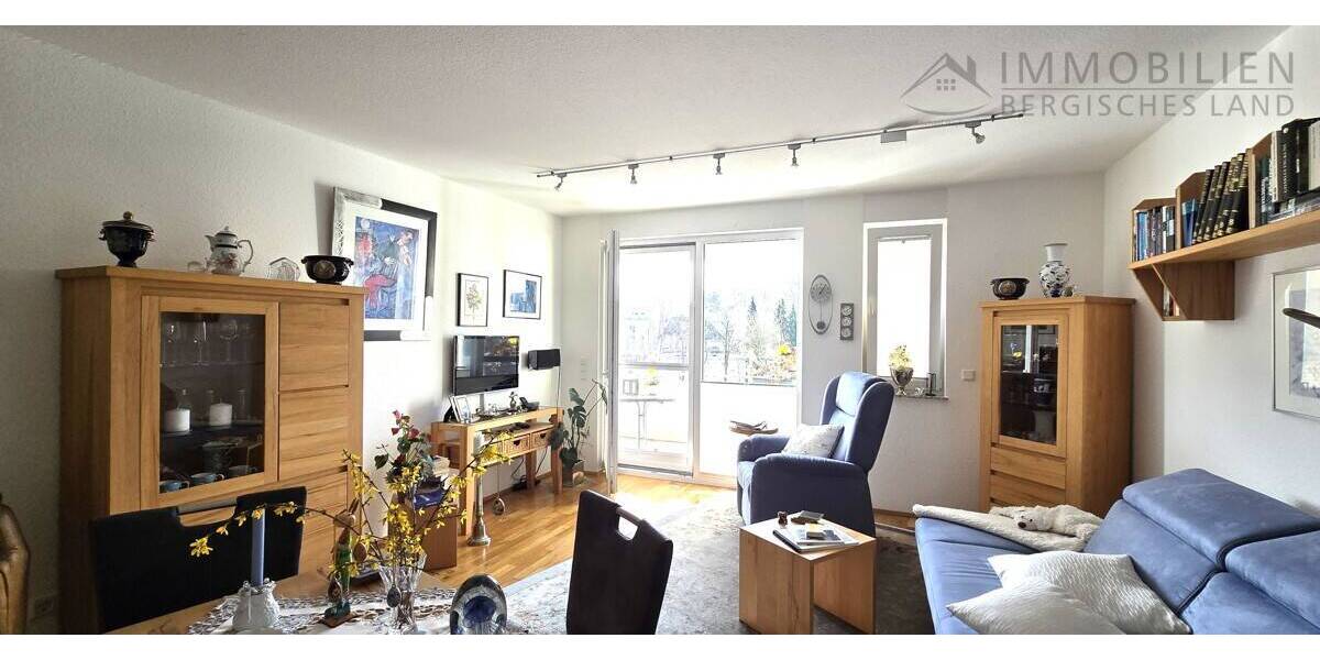 Etagenwohnung Hückeswagen Innenstadt - 2 Zimmer, 60 m&sup2;, 260.000&euro; | Angebot:26106199