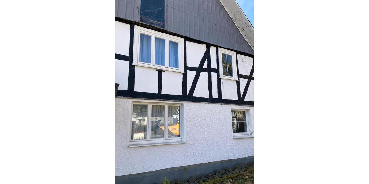 Doppelhaushälfte Olpe - 12 Zimmer, 195 m&sup2;, 245.000&euro; | Angebot:20153379