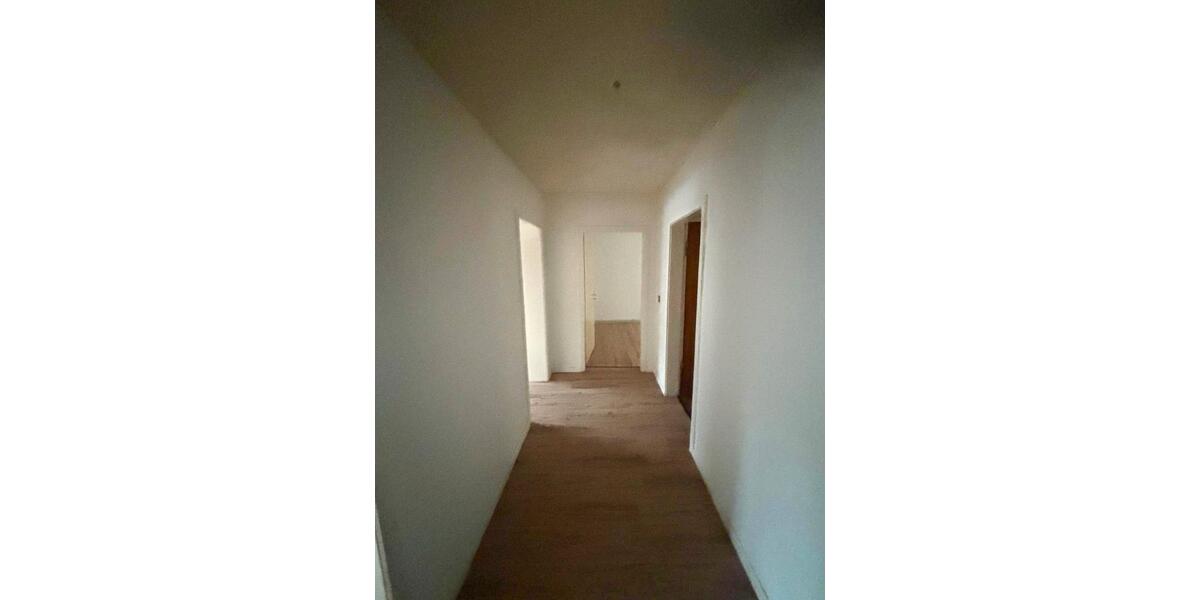 Etagenwohnung Bergneustadt - 3 Zimmer, 66 m&sup2;, 504&euro; | Angebot:25751678