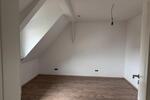 Dachgeschoßwohnung Lüdenscheid - 3 Zimmer, 80 m&sup2;, 650&euro; | Angebot:25139504