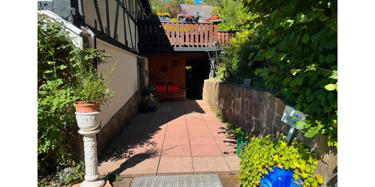 Einfamilienhaus Freudenberg - 9 Zimmer, 180 m&sup2;, 295.000&euro; | Angebot:27440684