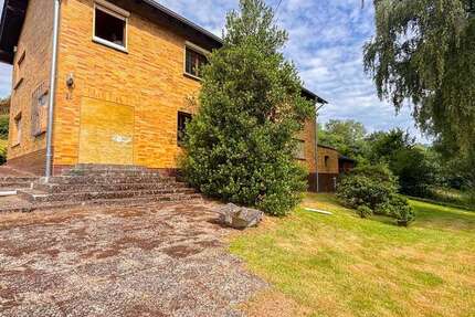 Haus Windeck - 8 Zimmer, 165 m&sup2;, 195.000&euro; | Angebot:27076764