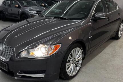 Jaguar XF 185.000 km 7.890 &euro; Much 53804