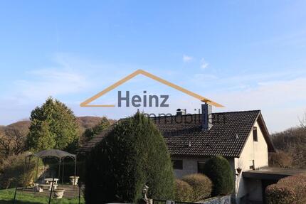 Haus Kürten - 8 Zimmer, 287 m&sup2;, 2.495&euro; | Angebot:26461516