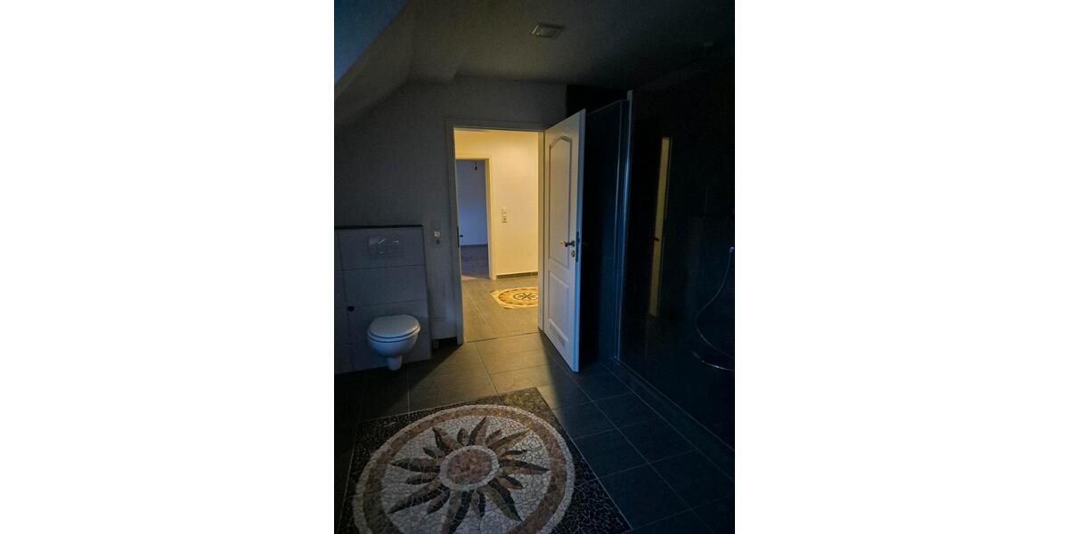 Dachgeschoßwohnung Lüdenscheid - 3 Zimmer, 80 m&sup2;, 550&euro; | Angebot:25207107