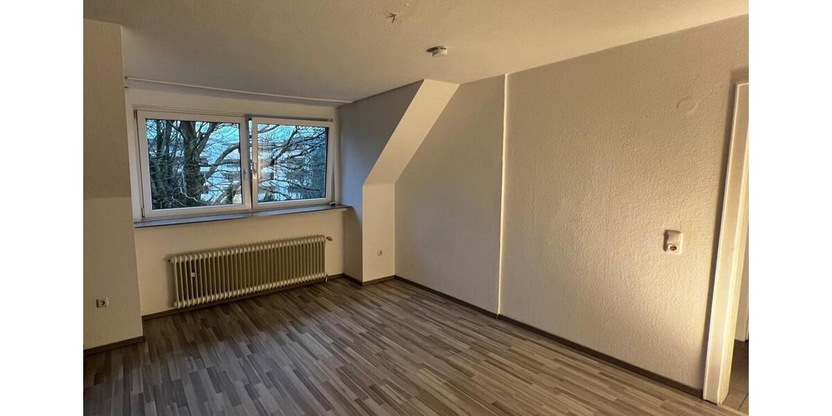 Dachgeschoßwohnung Lüdenscheid Staberg - 3 Zimmer, 69 m&sup2;, 500&euro; | Angebot:26663116