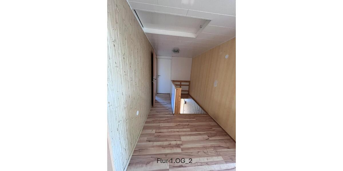 Einfamilienhaus Bergneustadt - 4.5 Zimmer, 130 m&sup2;, 245.000&euro; | Angebot:26415030