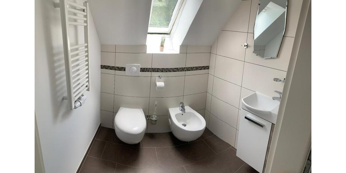 Einfamilienhaus Reichshof - 7 Zimmer, 180 m&sup2;, 390.000&euro; | Angebot:26409465