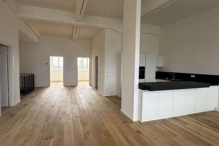 Wohnung Wermelskirchen - 5 Zimmer, 157 m&sup2;, 2.005&euro; | Angebot:27166832