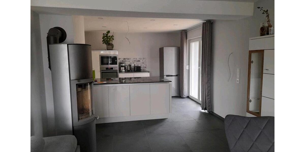 Doppelhaushälfte Engelskirchen - 4 Zimmer, 110 m&sup2;, 1.330&euro; | Angebot:26623929