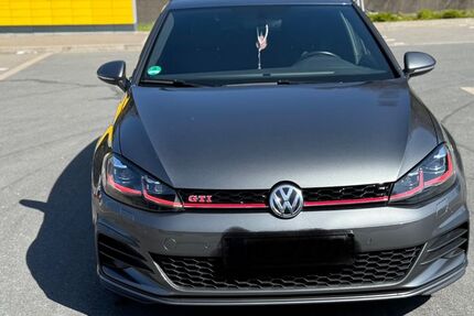 VW Golf 57.000 km 21.000 &euro; Lüdenscheid 58511