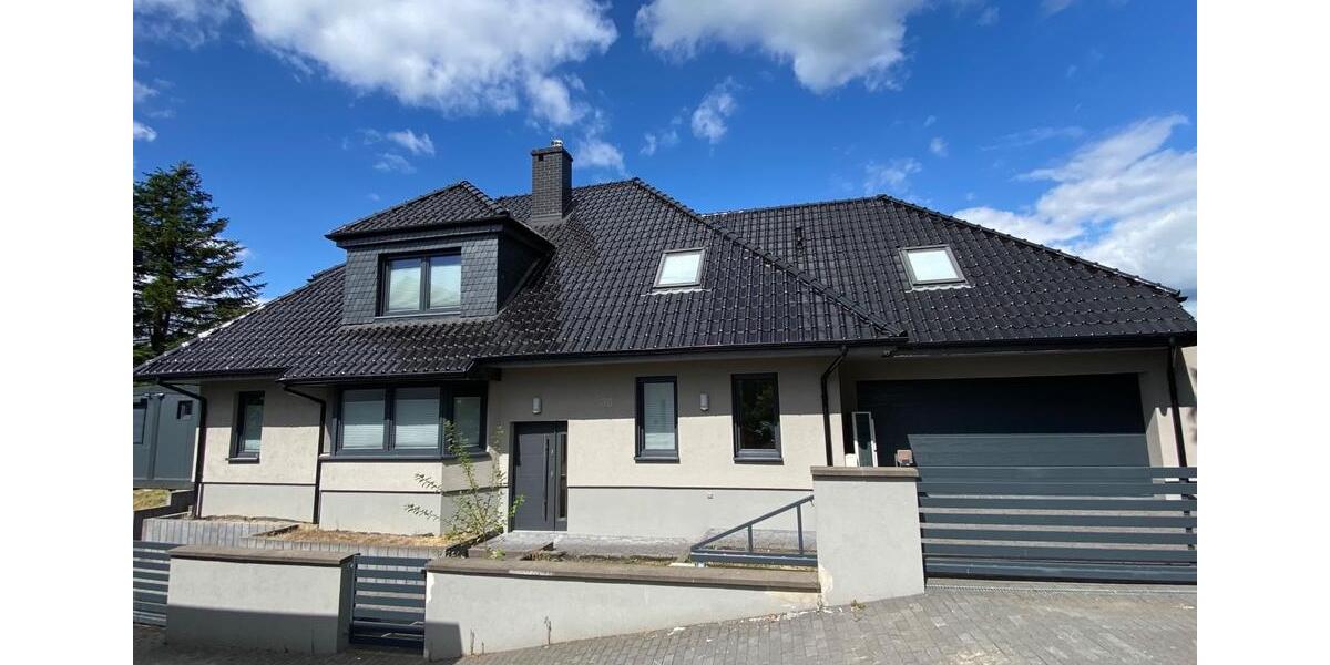 Villa Overath - 5 Zimmer, 218 m&sup2;, 1.200.000&euro; | Angebot:26493336